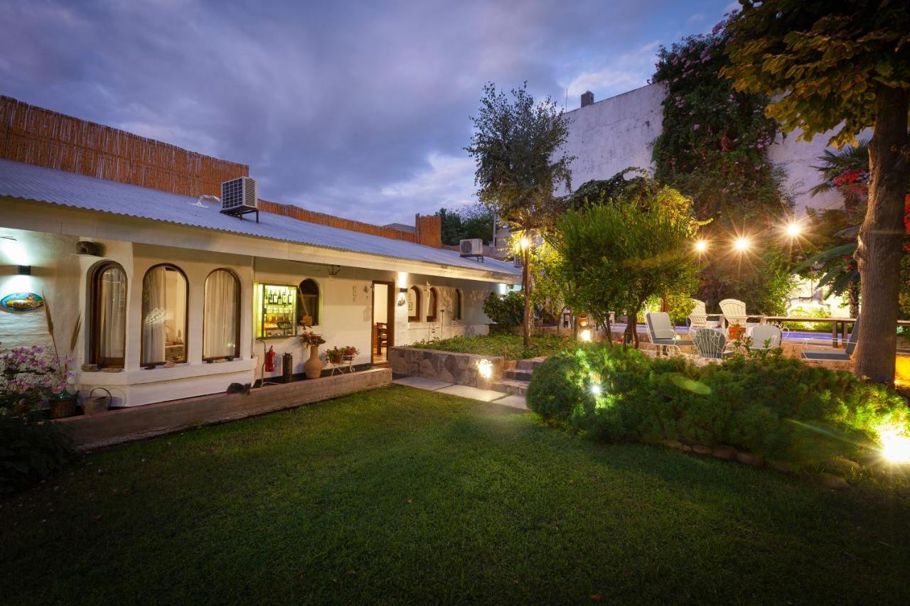 Posada De Rosas Mendoza Exterior photo